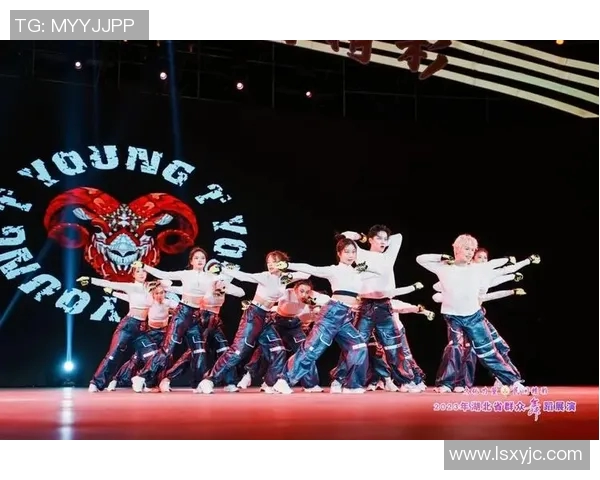 实时新闻深圳街舞队的热情与创意交融让我们一起探索街舞的节奏与魅力